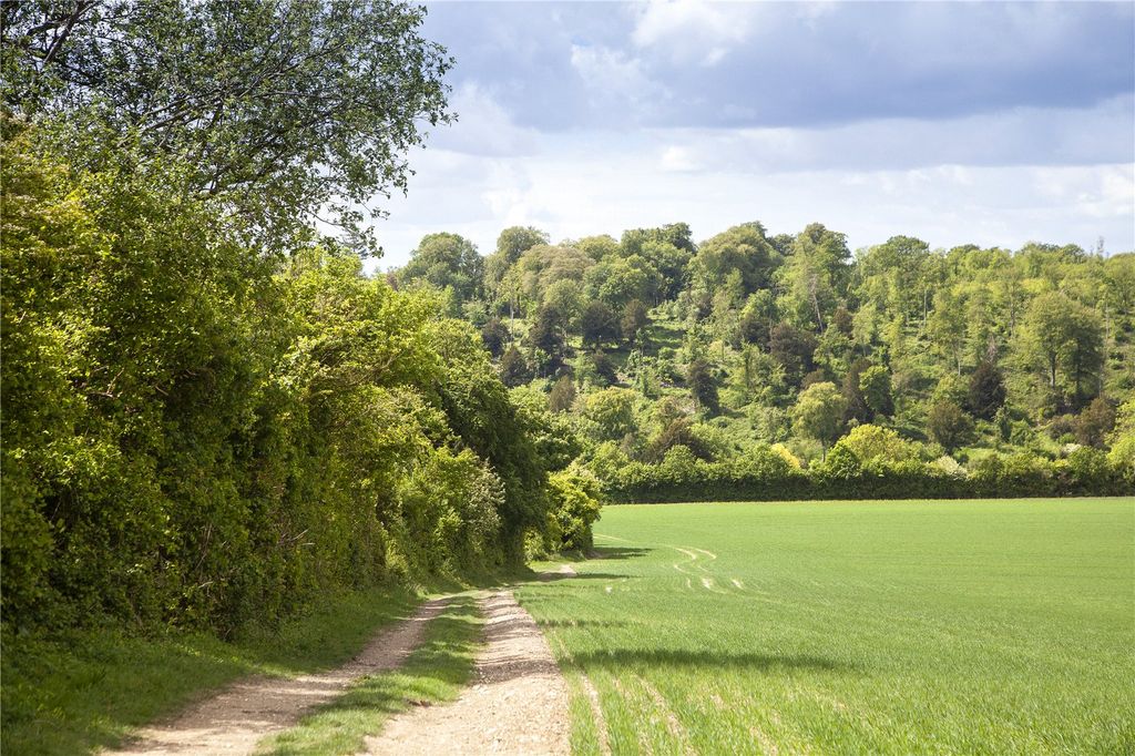 Additional image 13 of 6 bed equestrian for saleHeberdens Farm, Finchdean, Waterlooville, Hampshire PO8