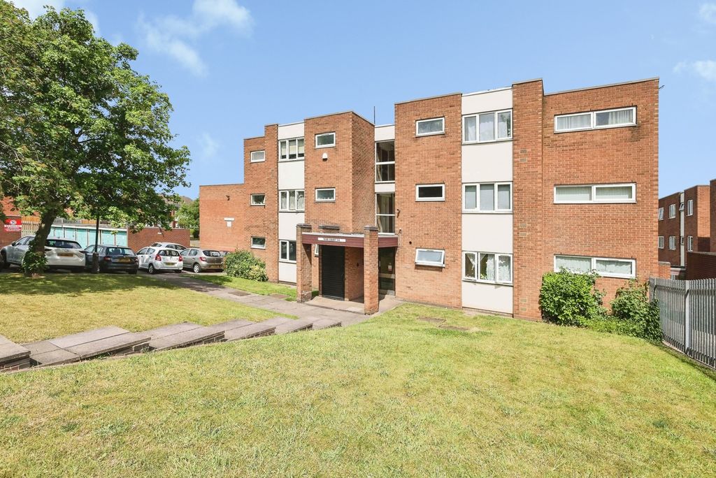 Property photo 1 of 17 Pbox-Img.Jpg