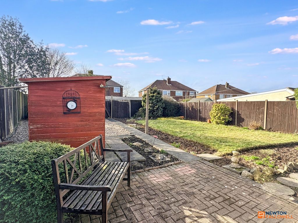 Property photo 2 of 21