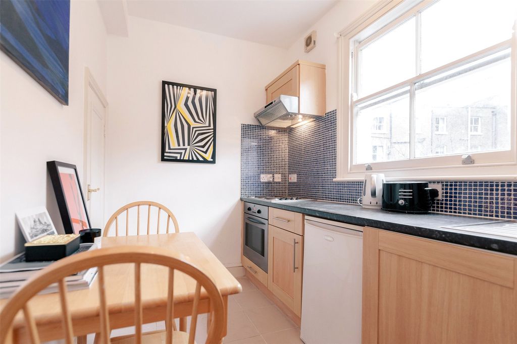 Property photo 3 of 8 Picture No. 03