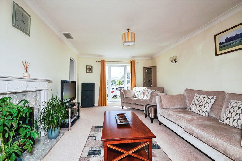 Property photo 2 of 22 Picture No. 14