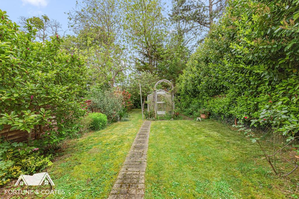 Property photo 2 of 23 Ashtreefield_32.Jpg
