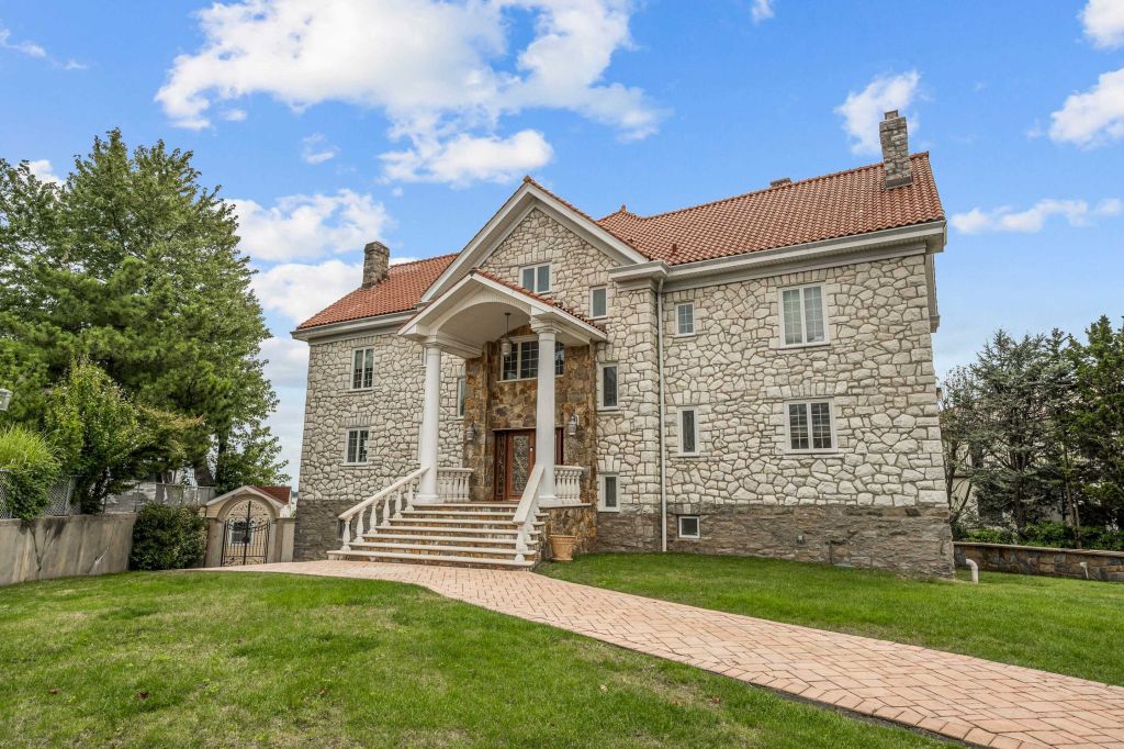 Property photo 2 of 31 <Alttext/>