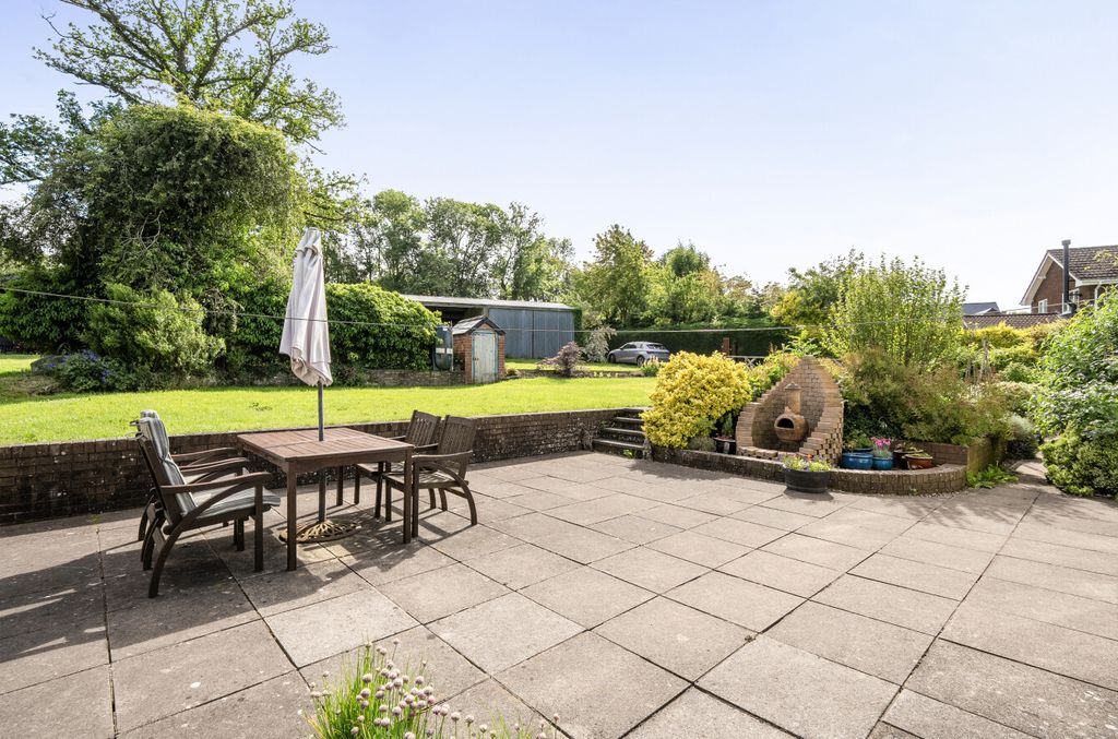 Property photo 2 of 40 1477299-8-6A2F098...