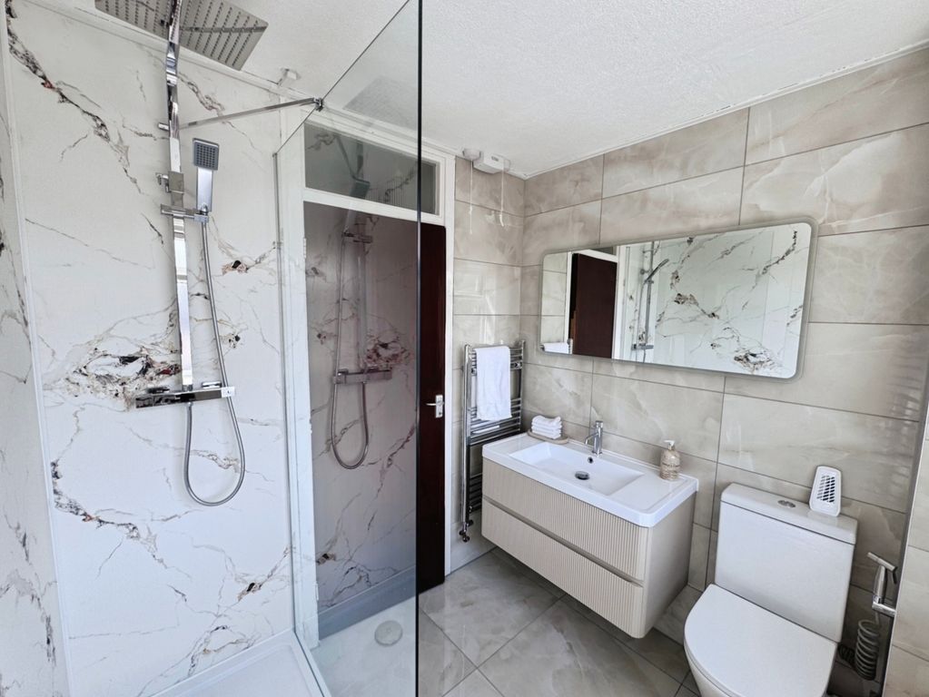 Property photo 3 of 5 Shower Room