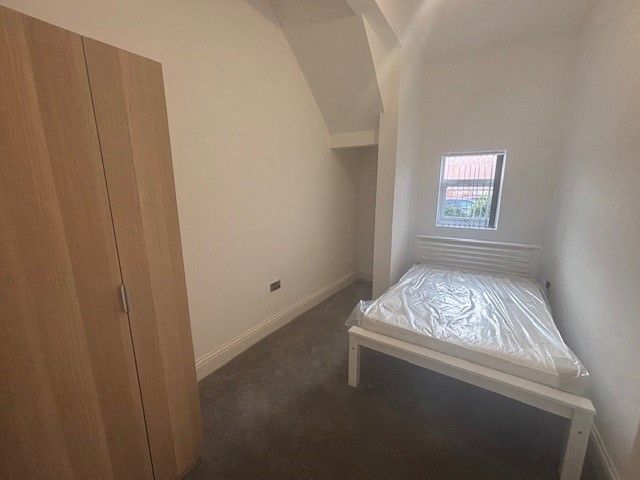 Property photo 2 of 14 Image