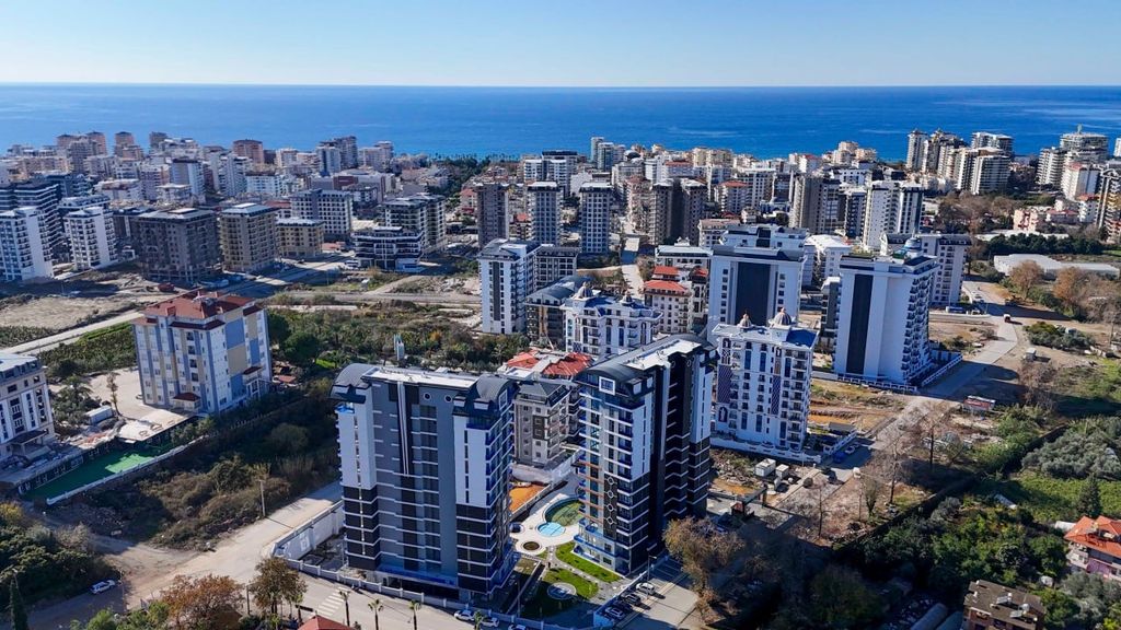 Property photo 2 of 23 Beautiful Alanya Property For Sale In Mahmutlar - A Modern Complex 900m From The Beach