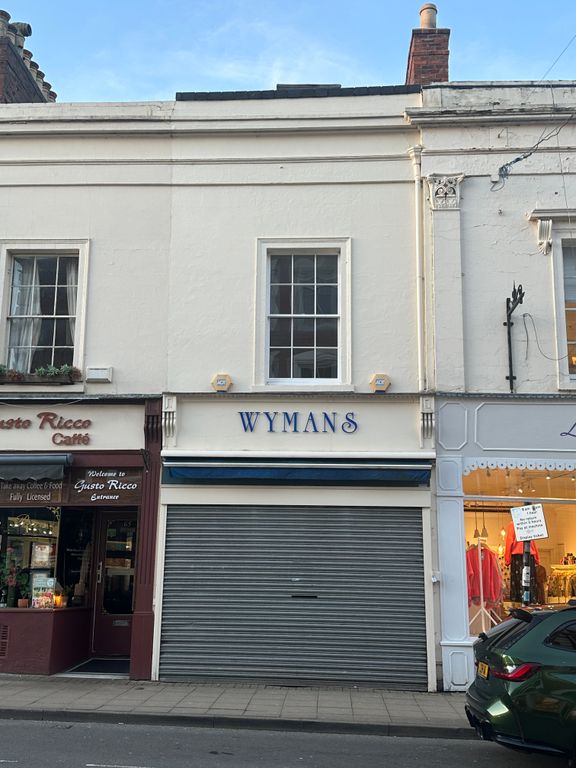 Property photo 3 of 14