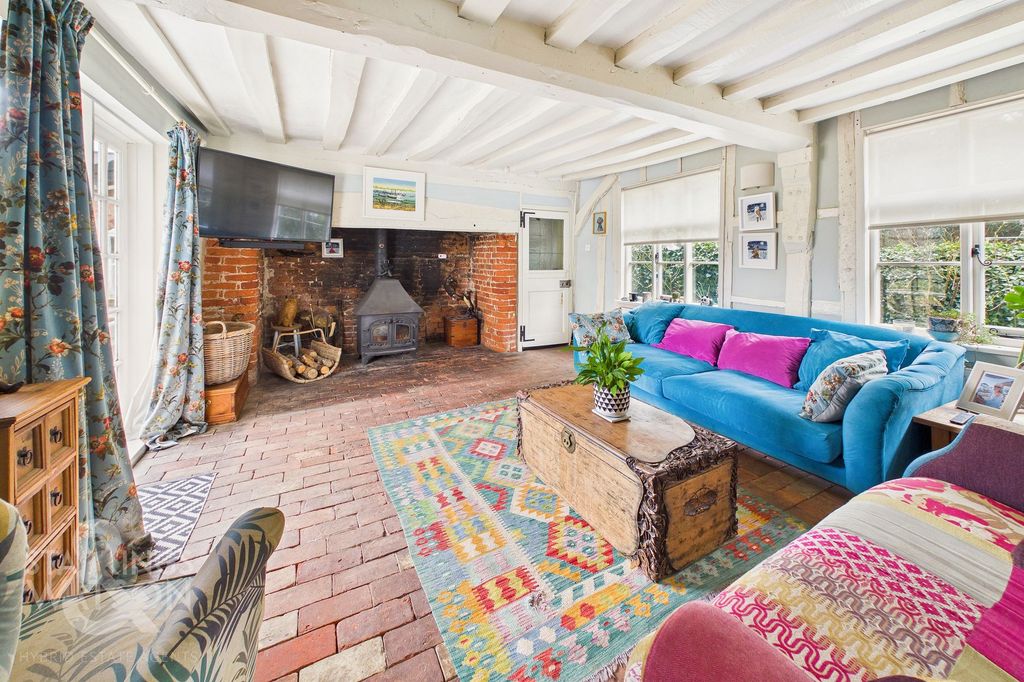 Property photo 3 of 38