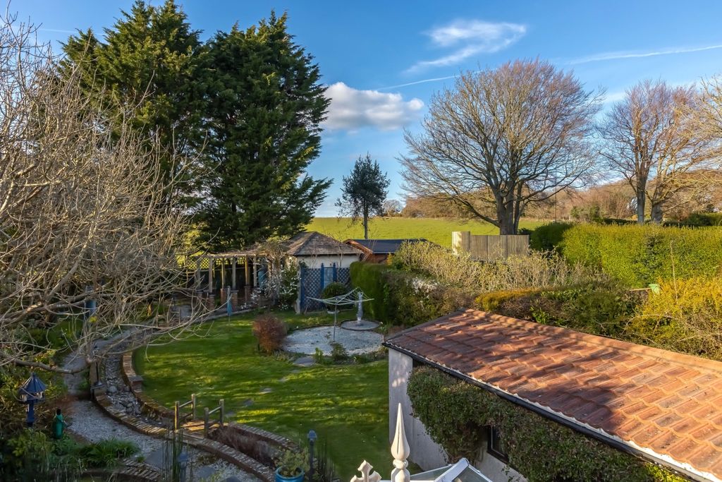 Property photo 3 of 47 Heather Lane_6