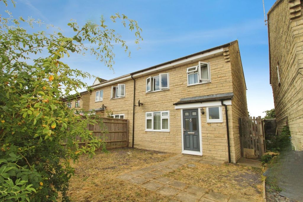 Property photo 1 of 5