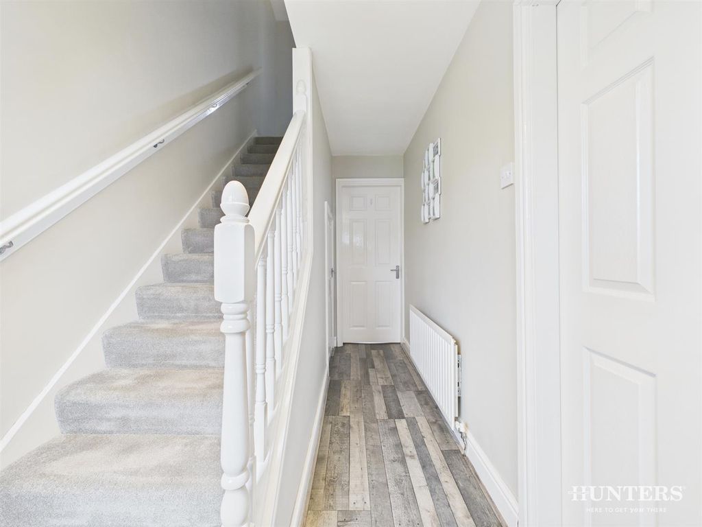 Property photo 2 of 18 Cam05287G0-Pr0144-Still001.Jpg