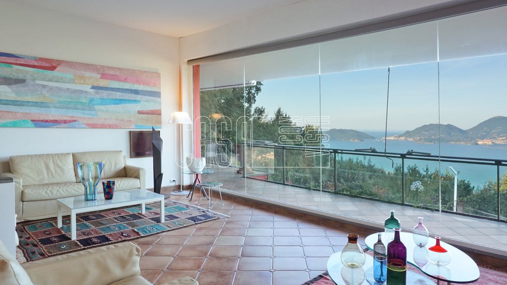 Property photo 2 of 59