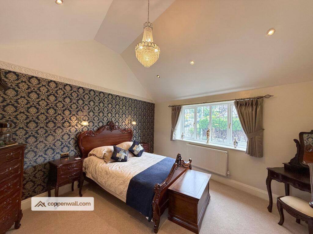 Property photo 3 of 42