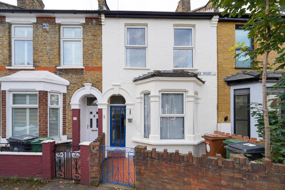 Property photo 1 of 17