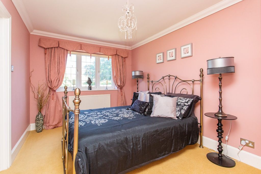 Additional image 15 of 6 bed detached house for saleDurlock Avenue, Ramsgate CT11