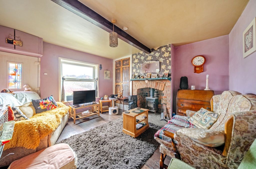 Property photo 2 of 14 1445844-8-69De8B463482F