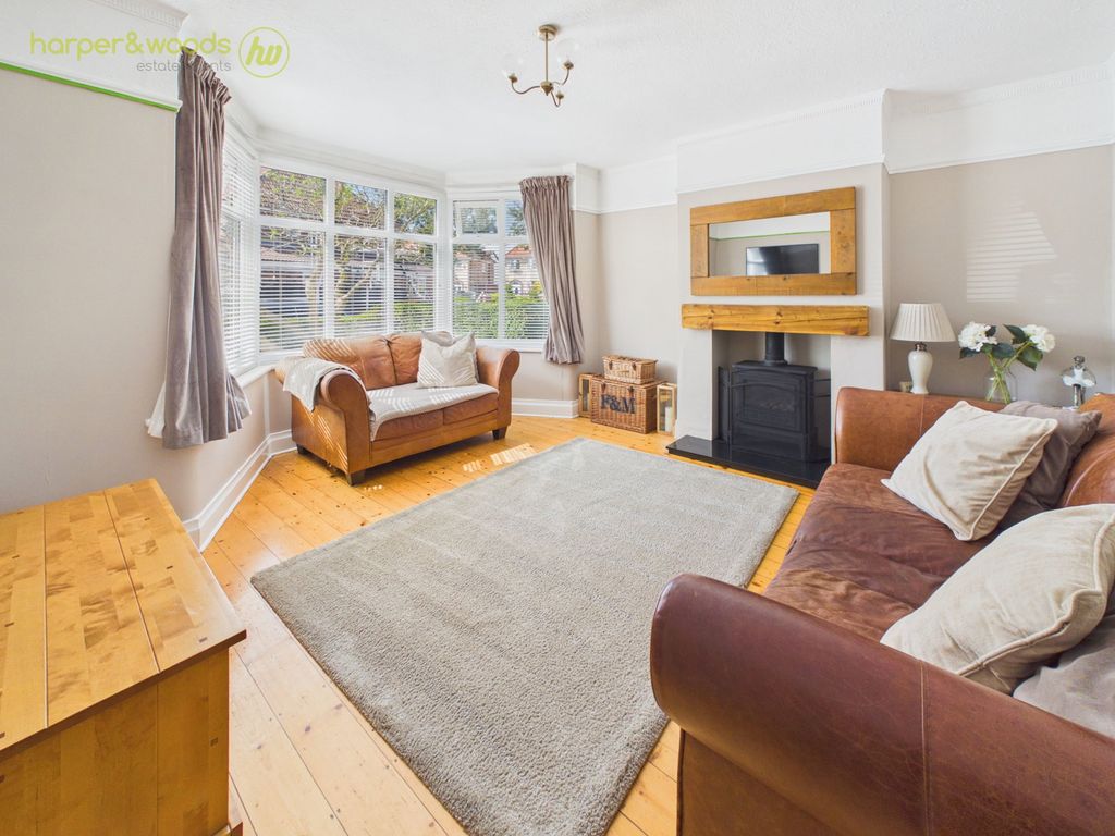 Property photo 2 of 45