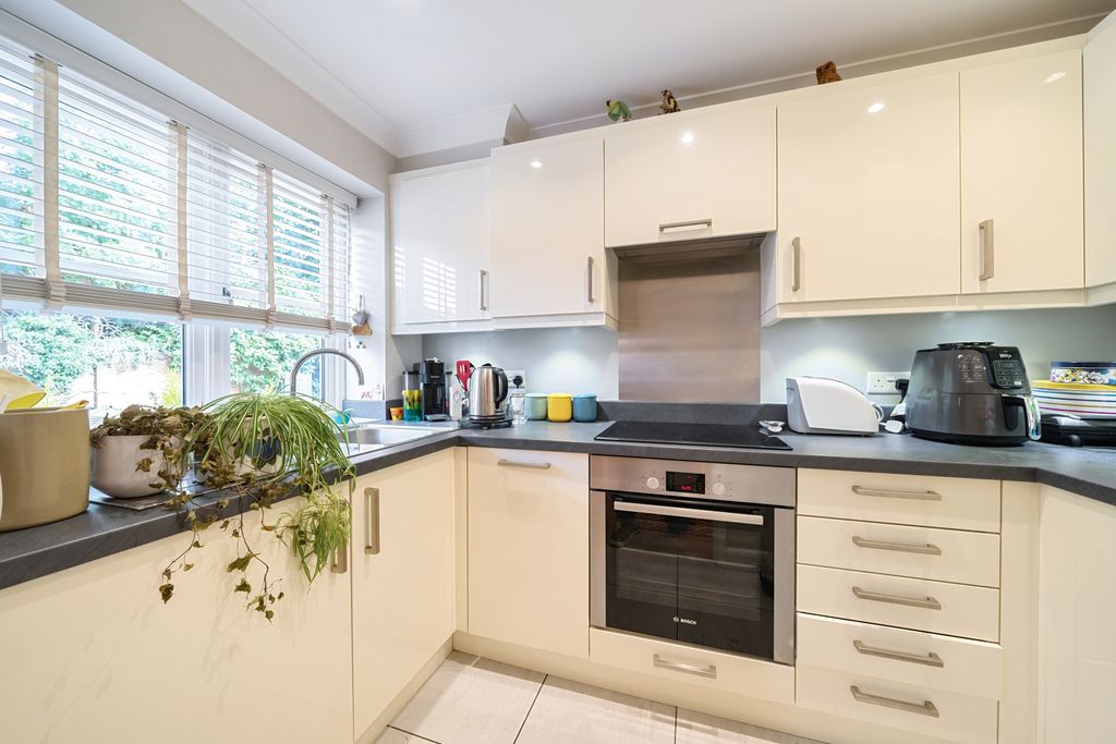 Property photo 2 of 13 Picture No. 04