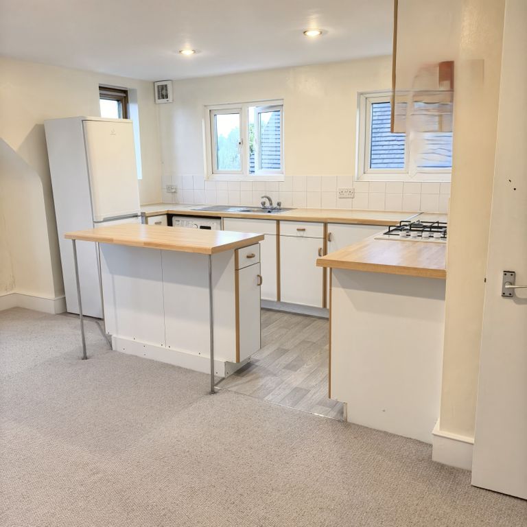 Property photo 2 of 5 Gallery