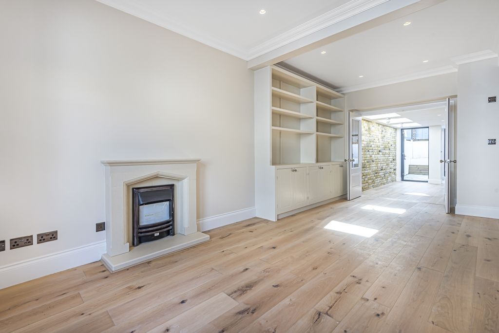 Property photo 2 of 15 543599 (2)