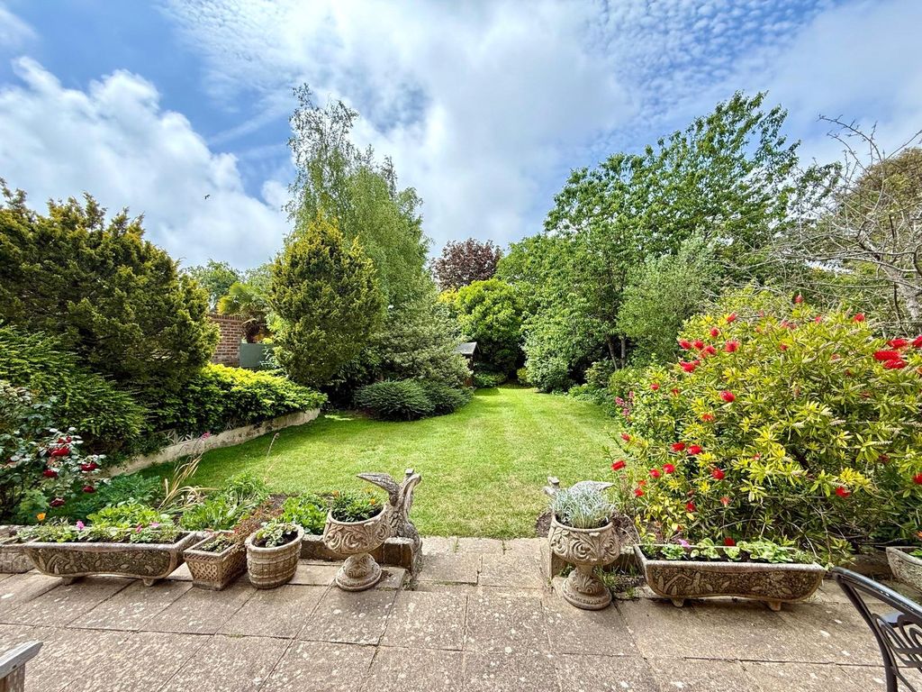 Property photo 3 of 17 Picture No. 09