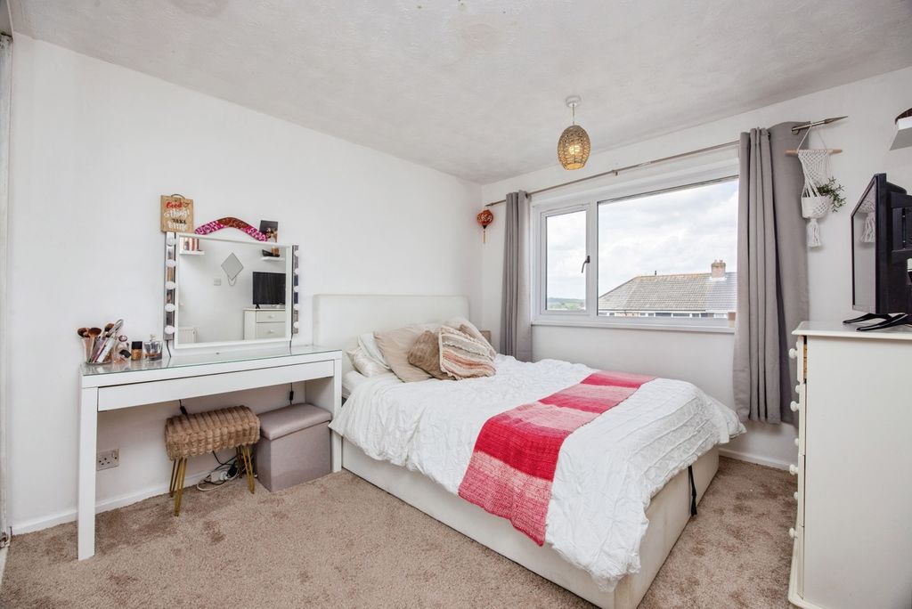 Property photo 2 of 20 Pbox-Img.Jpg