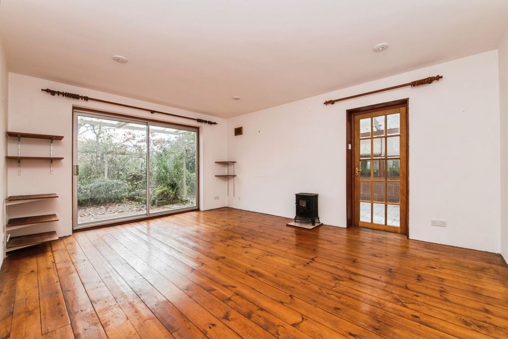 Property photo 2 of 15 Living Room