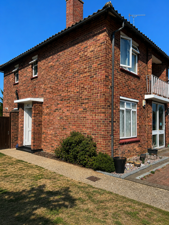 Property photo 1 of 17