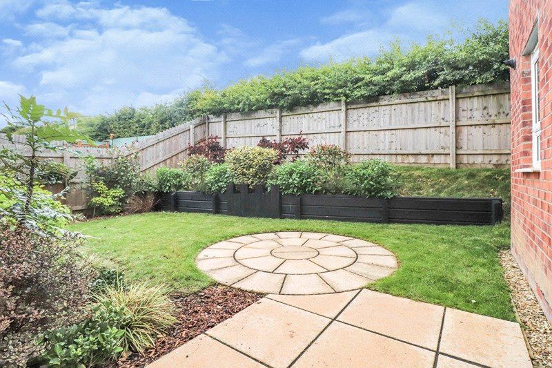 Property photo 2 of 16 Picture No. 15