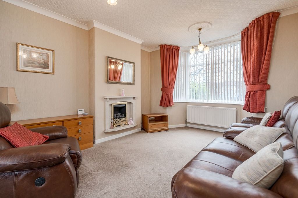 Property photo 3 of 21 3895959