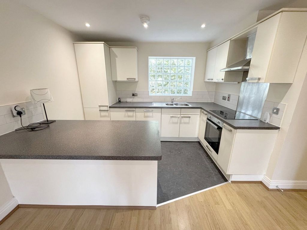 Property photo 3 of 13 Picture No. 20