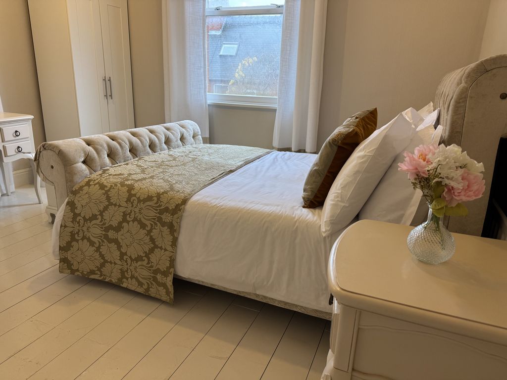 Property photo 3 of 67