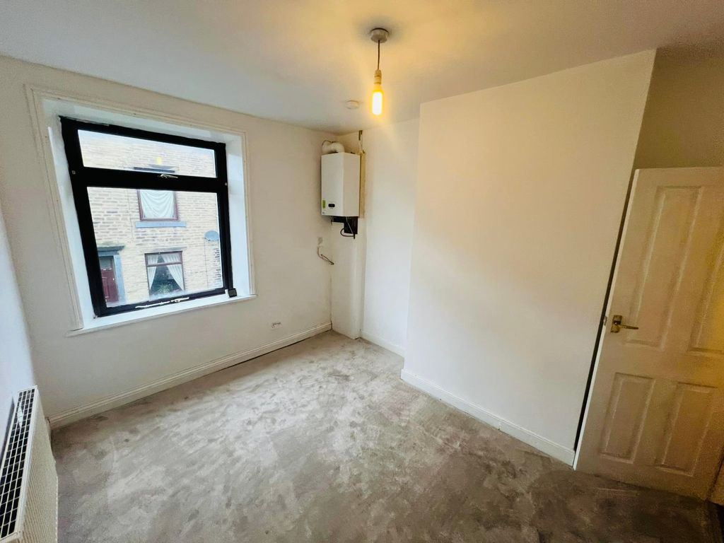 Property photo 3 of 7 Image