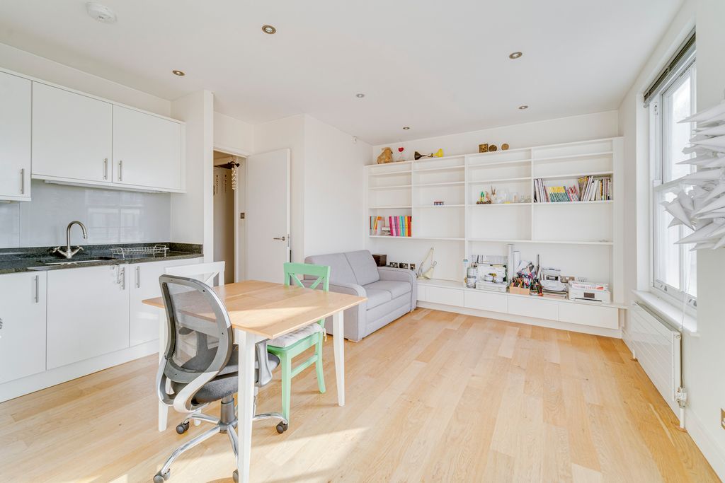 Property photo 3 of 9 Ndb02179_Enfused
