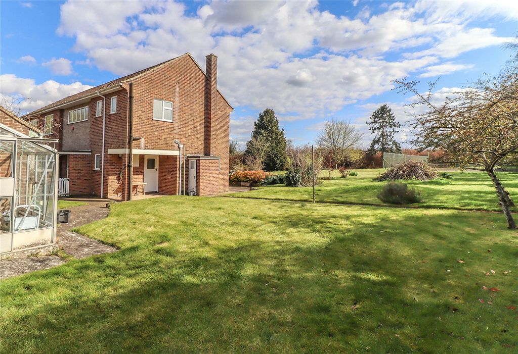 Property photo 2 of 22 Picture No. 04