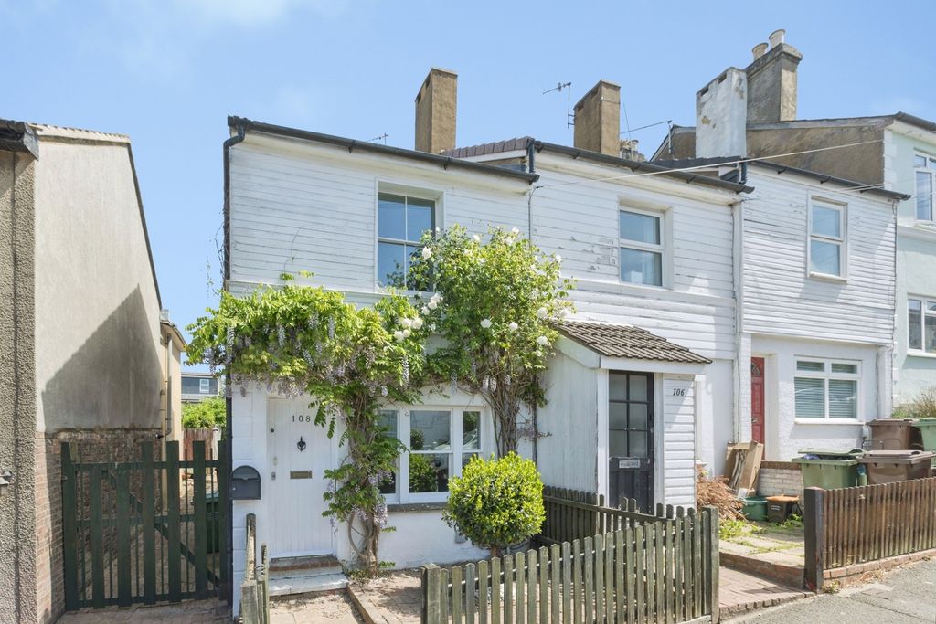 Property photo 1 of 20 Pbox-Img.Jpg