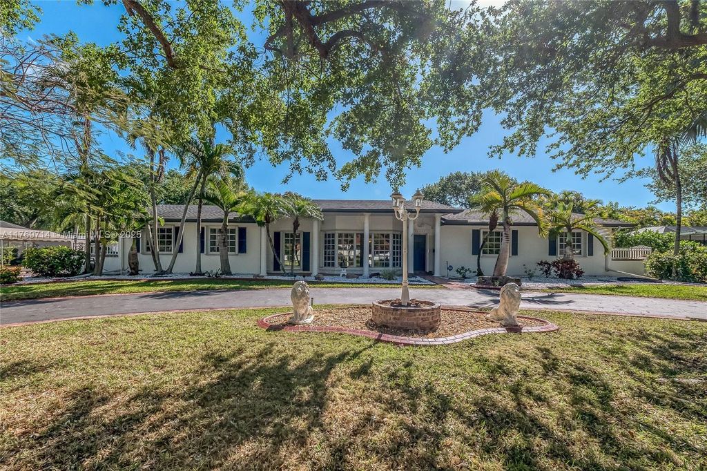 Property photo 1 of 36