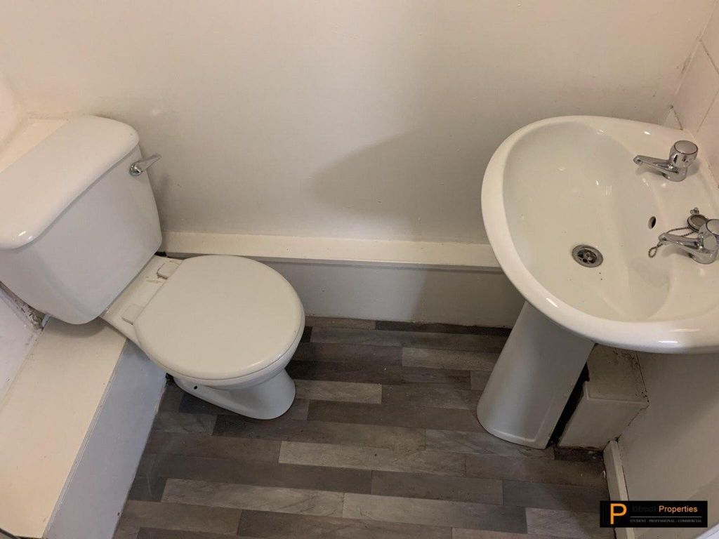 Property photo 3 of 4