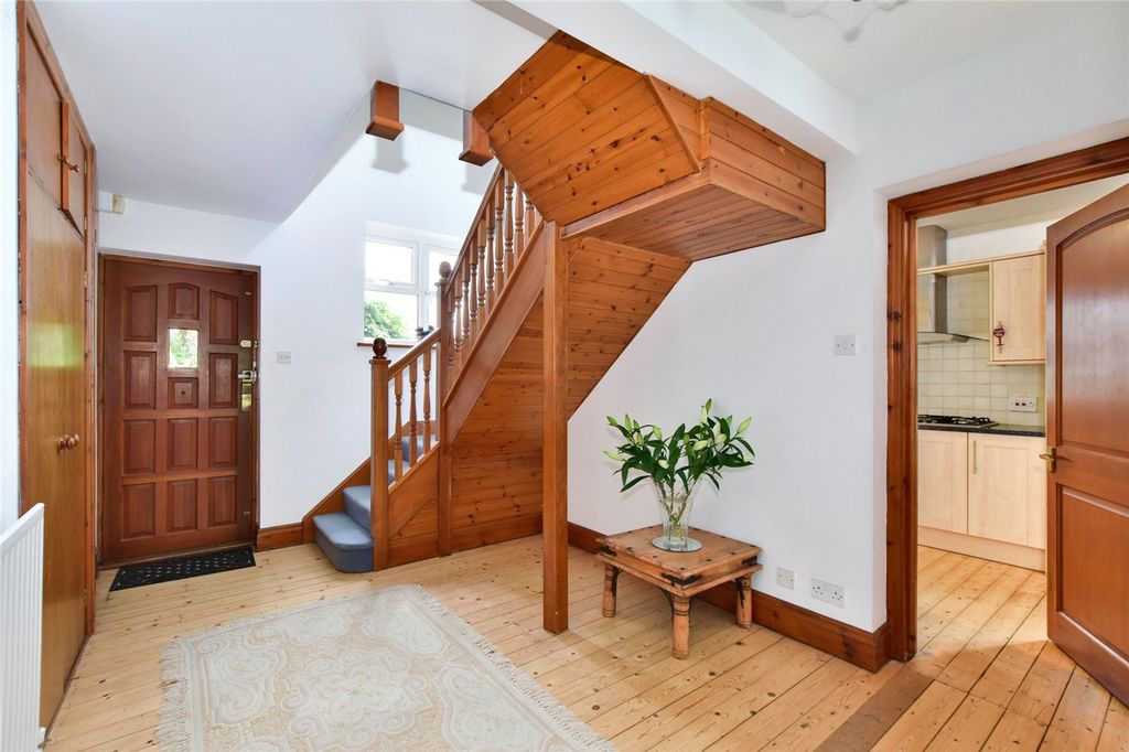 Property photo 3 of 41 Picture No. 57