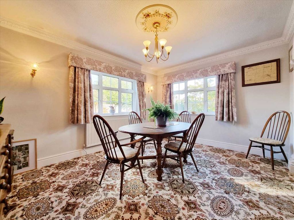 Property photo 3 of 21 Dining Room: