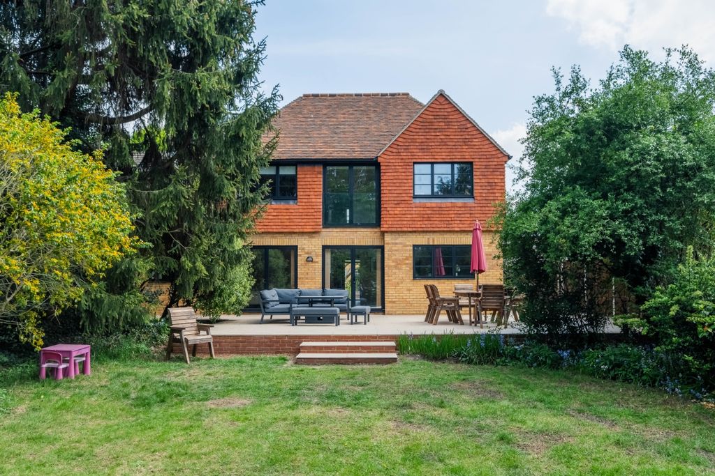 Additional image 8 of 4 bed flat to rentElmstead Glade, Chislehurst BR7