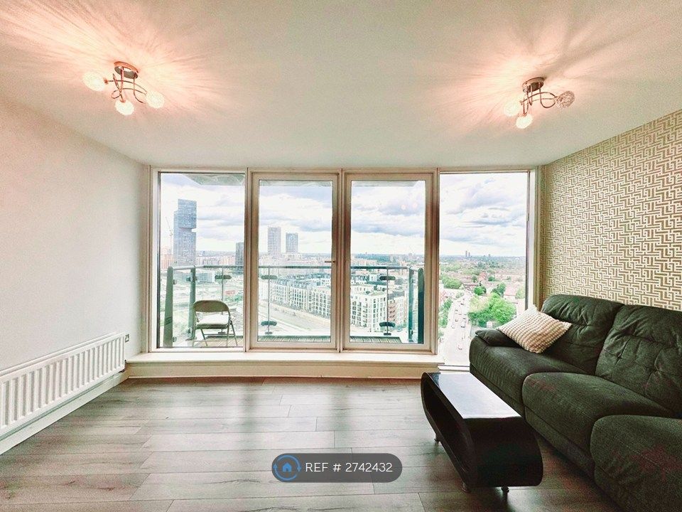 Property photo 3 of 18