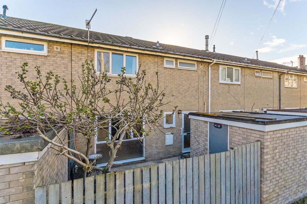 Property photo 1 of 19