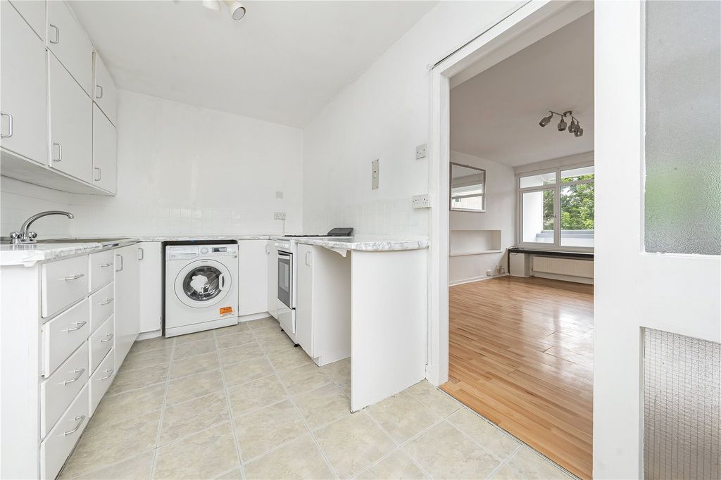 Property photo 3 of 12 Picture No. 04