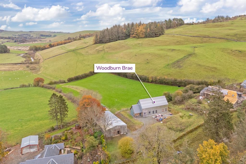 Property photo 1 of 8 Woodburgn_Brae_Roberton-1.Jpg