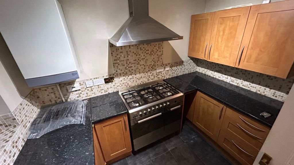 Property photo 2 of 9 Picture No. 08