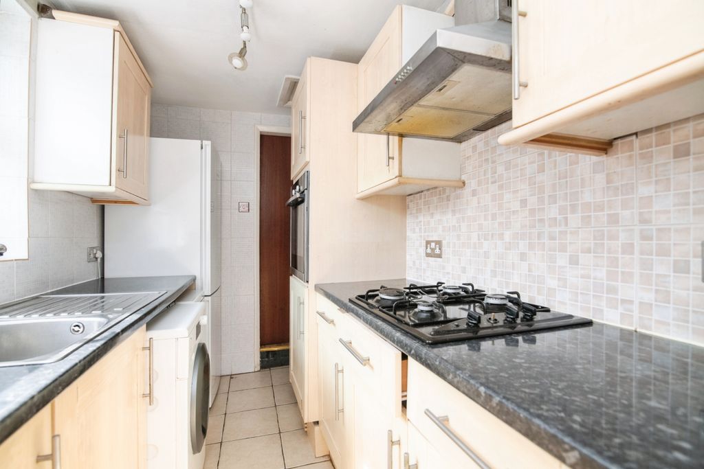 Property photo 2 of 15