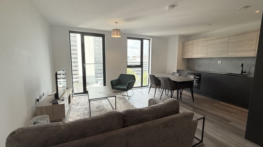 Property photo 1 of 6