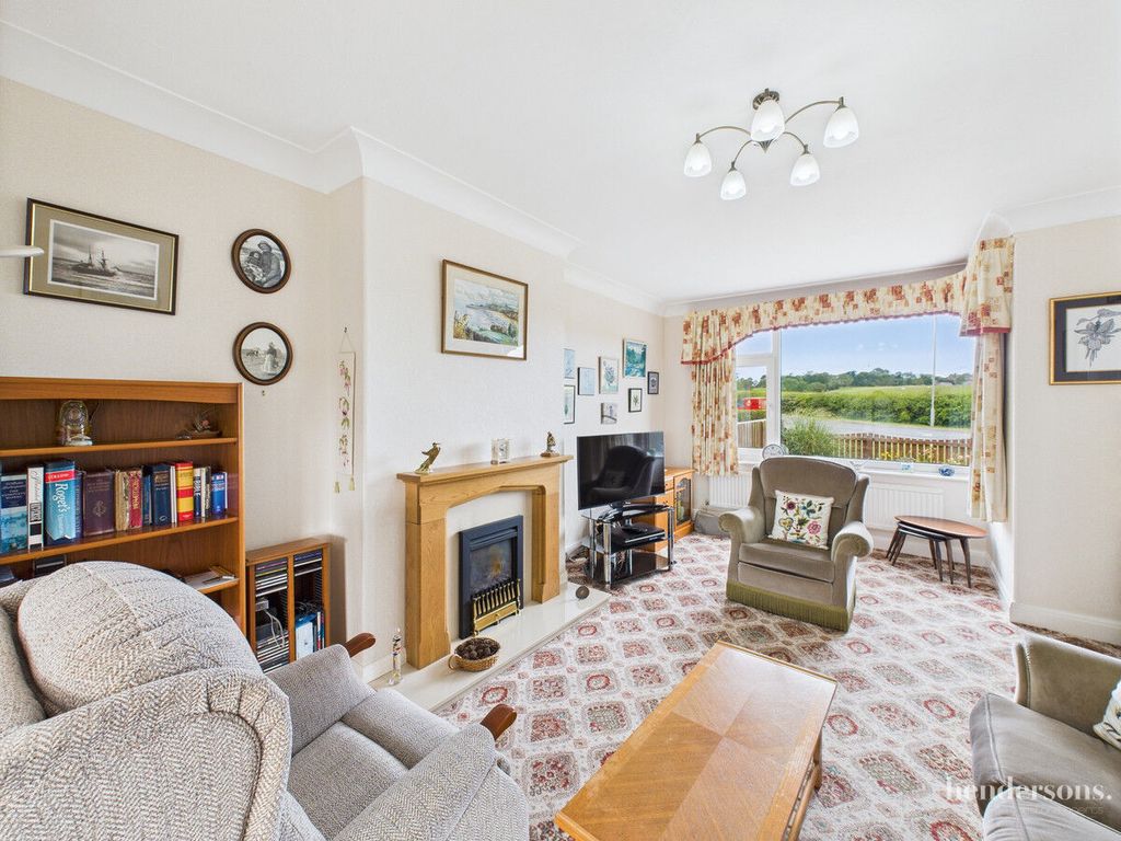 Property photo 2 of 29